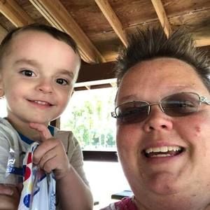 Meet your Posher, Tracy